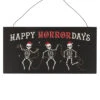 Happy Horrordays Hängeschild Aus Holz 1 Happy Horrordays Hängeschild Aus Holz -Halloween Lieferungen happy horrordays haengeschild happy horrordays hanging sign merry cryptmas weihnachtsdeko 53563 01