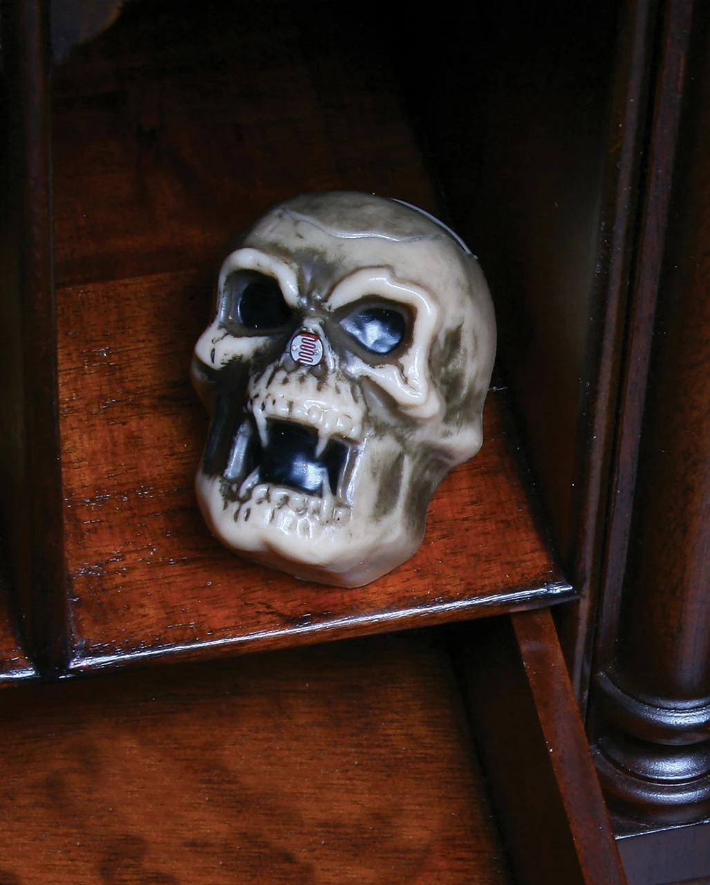 Hidden Screamer Totenkopf Mit Sound 4 Hidden Screamer Totenkopf Mit Sound – Bild 2