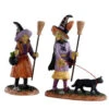 Lemax Spooky Town - Hexen Nacht Ausflug 2er Set -Halloween Lieferungen lemax spooky town figuren witches night out halloween dekoration spooky town figurine 53623 01