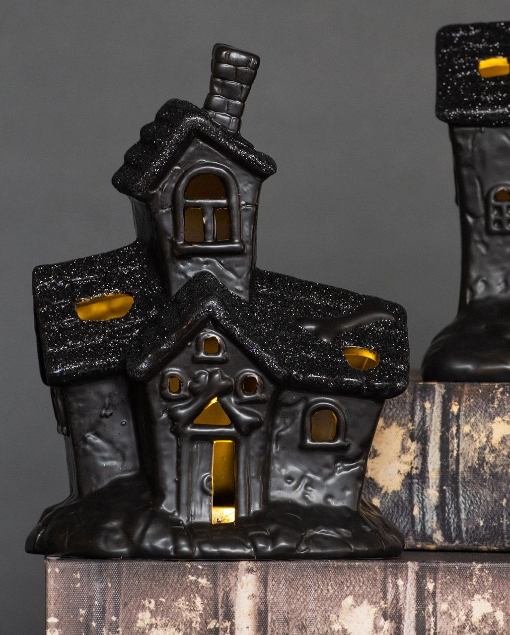 Beleuchtete Grusel Glitzer Geisterhaus Deko 5 Beleuchtete Grusel Glitzer Geisterhaus Deko – Bild 3