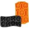 Totenschädel & Knochen Eiswürfel Form 1 St. 1 Totenschädel & Knochen Eiswürfel Form 1 St. -Halloween Lieferungen totenkopf und knochen eiswuerfelform skull and bones ice cube mould halloween eiswuerfel form 53244